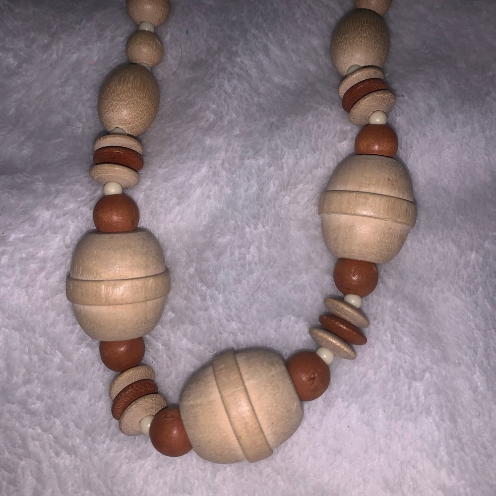 Natural Wooden Bead choker Necklace. Vintage - Picture 2 of 4